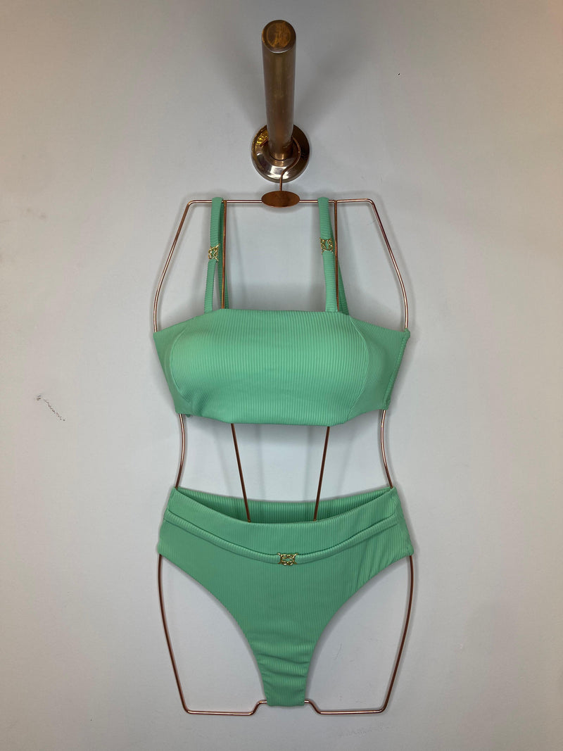 BIQUINI TROPICAL